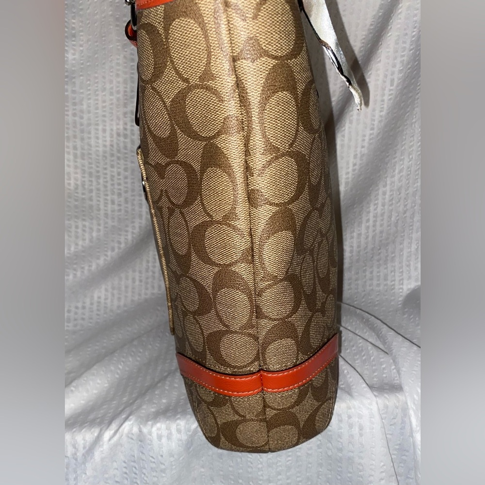 Coach Peyton - image 3